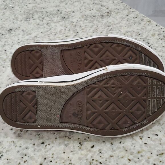 Toddler Converse Hyper Pink, kids size 2 - Picture 7 of 7